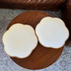 Este CE Ivory Scalloped Plates with Gold Trim